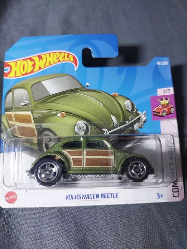 VOLKSWAGEN BEETLE