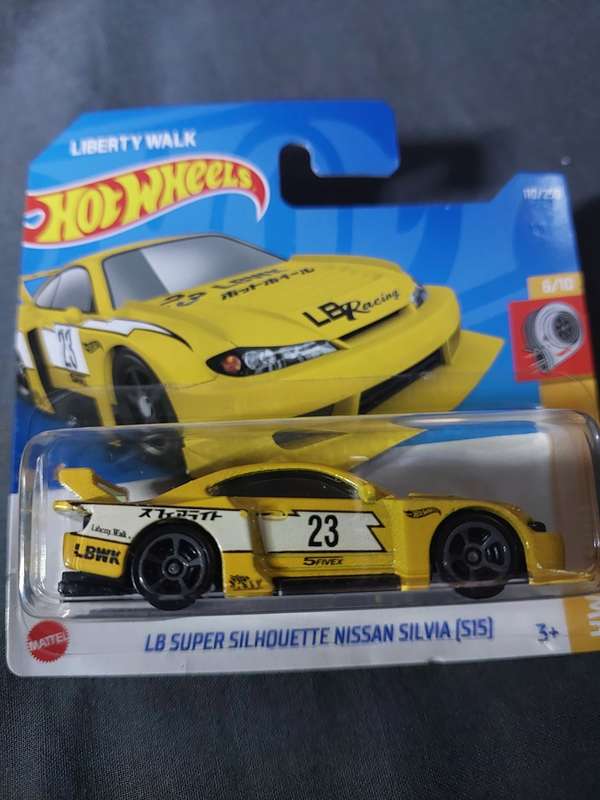 LB SUPER SILHOUETTE NISSAN SILVIA (S15)