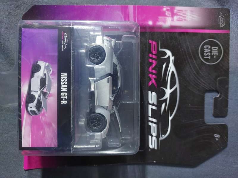 PINK SLIPS NISSAN GT-R