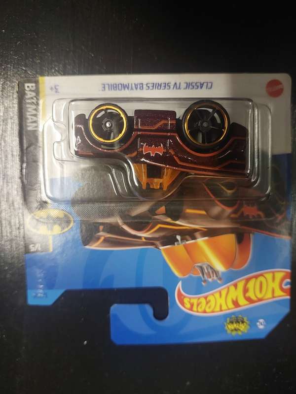 CLASSIC TV SERIES BATMOBILE TOONED