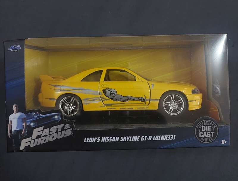 LEON'S NISSAN SKYLINE GTR R33