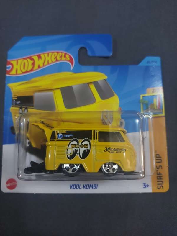 VOLKSWAGEN KOOL KOMBI MOONEYES