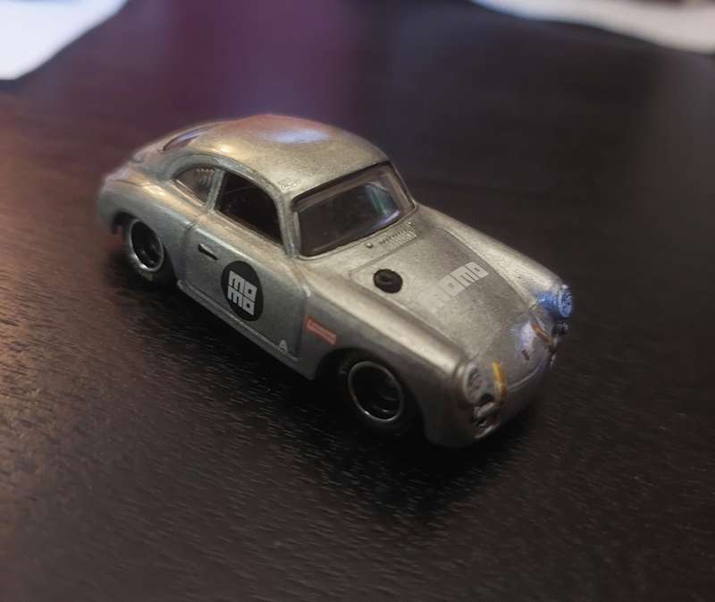 HOT WHEELS Porsche 356 Outlaw (MOMO) Real Riders (From Team Transporter set)