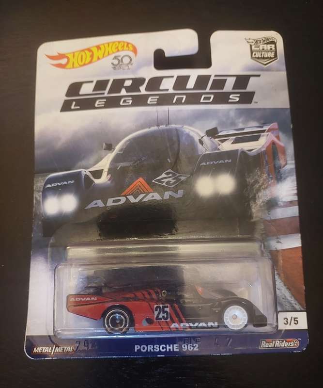 HOT WHEELS - PORSCHE 962 - CIRCUIT LEGENDS (real riders)