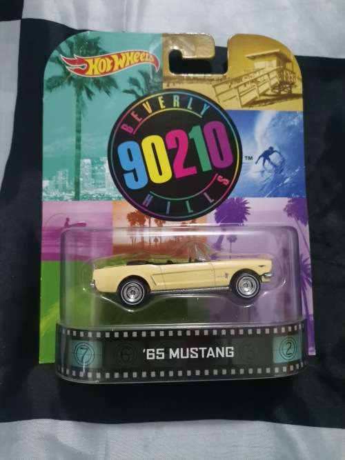 Retro - Beverley Hills 90210 - '65 Mustang