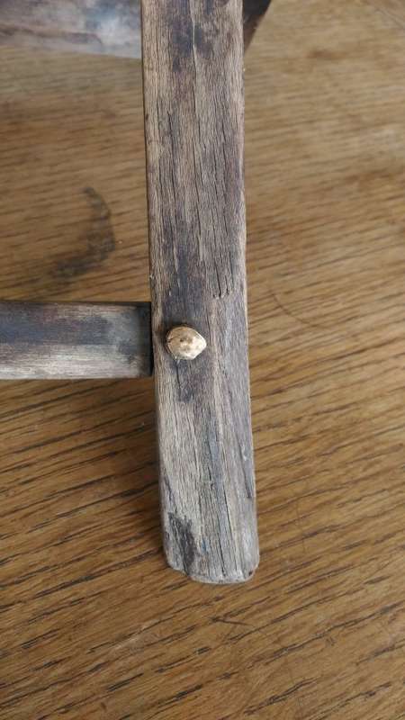 Voortrekker style riempje folding stool