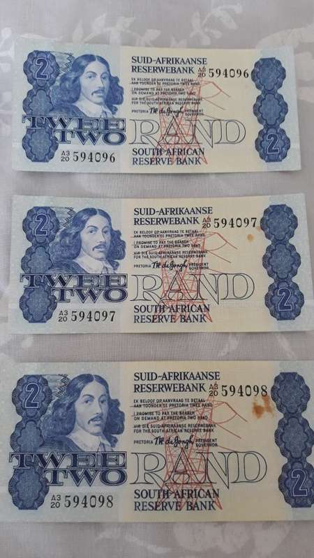 Lot of three TW de Jongh RSA Two Rand notes in sequence! Bid for lot! R1 start!