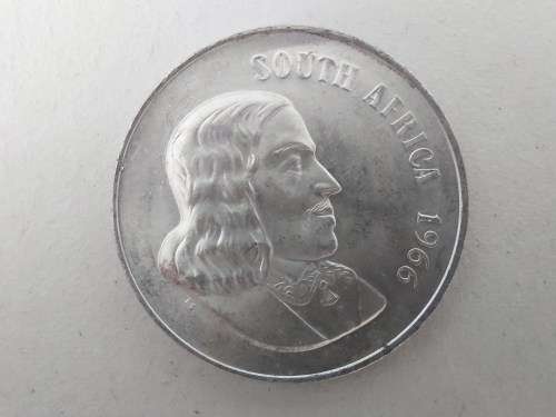 Super Sale! RSA 1966 80% Silver Rand  English!
