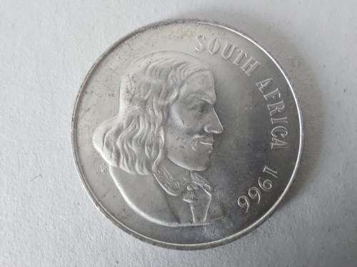 Super Sale! RSA 1966 80% Silver Rand  English!
