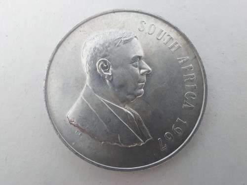 Super Sale! RSA 1967 80% Silver Rand  English!
