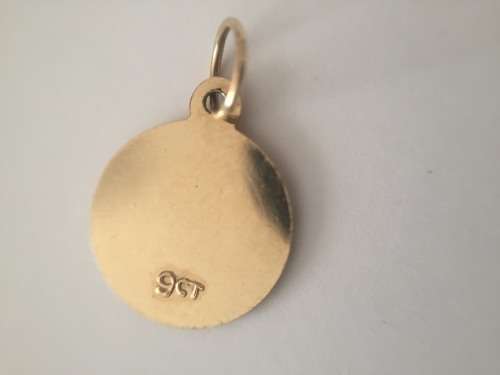 9 CT Gold Pendant