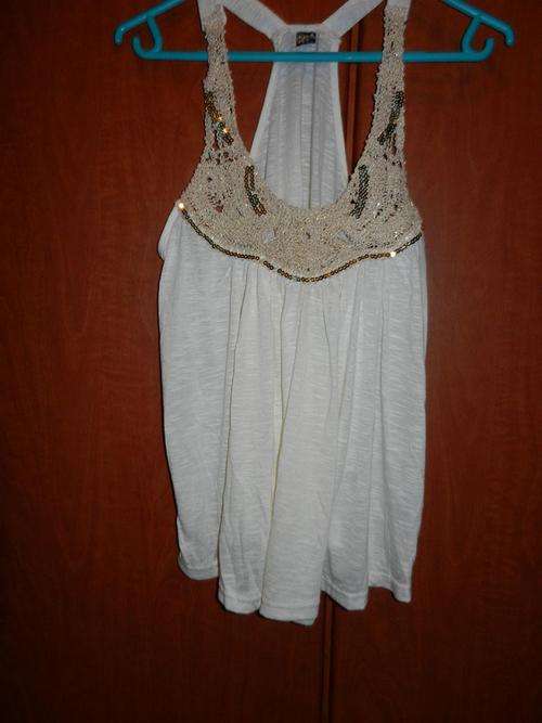 Mr Price Top  Size: Large  (Charity Sale) Excellent Condition