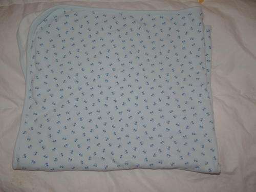 baby wrapping blanket