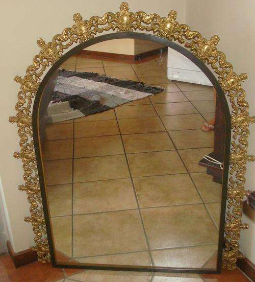 Marble Halfmoon table vintage