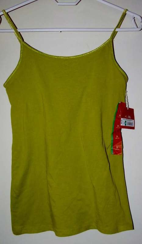 Womans M  top "Mossimo Green top