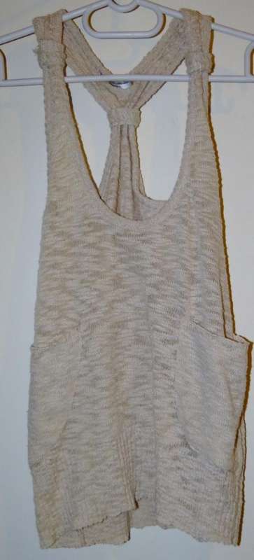 Knitted Womans top size sml  "Papaya (USA)