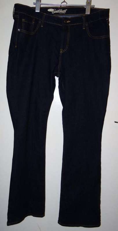 Old Navy Sweetheart Jeans  Womans stretch Jeans size  16