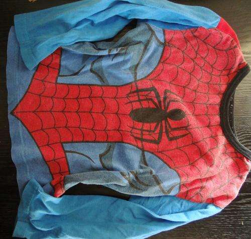 Spiderman payamas size 3 -4