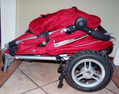 Valco Baby Quad Cherrie  light weight frame carries 20.kg Child Rating on stroller is Excellent