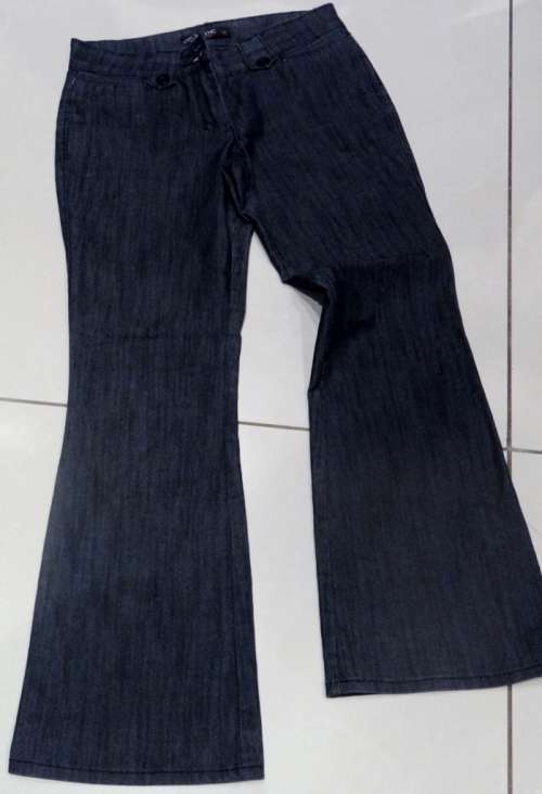 Woman's Jeans size 8 Insync