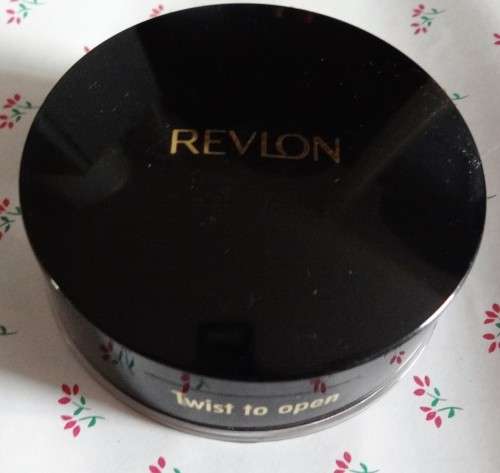 Revlon facial loose powder 20G Soft Beigh 2