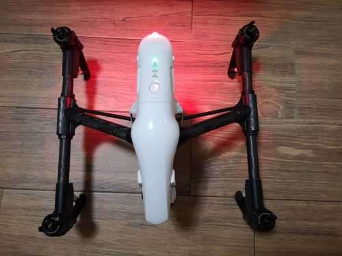 DJI INSPIRE 1 DRONE WITH ORIGINAL PACKAGING ONLY USED 2 TIMES STILL BRAND NEW