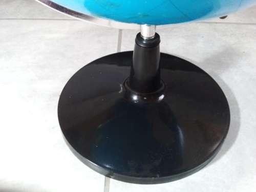 WORLD GLOBE - 30 cm - Amazing - On Stand