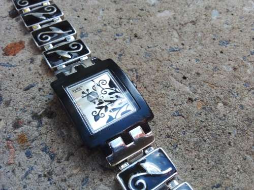 SWATCH WATCH - WATER RESISTANT