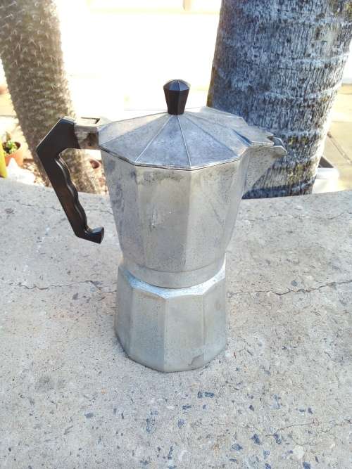 Vintage Moka Coffee Pot - 22CM  X 10.5 CM