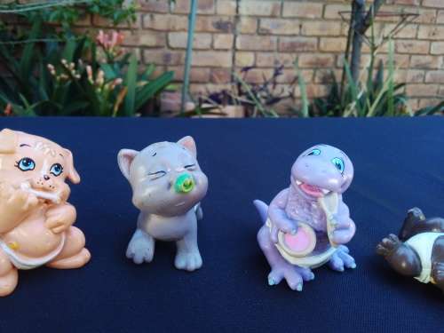 5 - Collectable Vintage Galoob Magic Diaper Baby`s