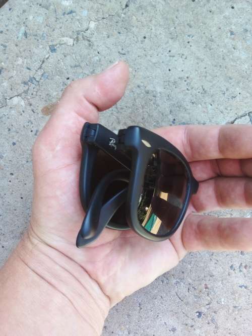 RAY-BAN RB4105 WAYFARER FOLDING 601 - W0670 - SUNGLASSES - LIKE NEW
