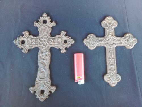 2 X CAST IRON CROSSES - AMAZING