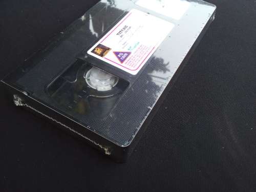 Titanic VHS Collector`s Edition 1998 Inc Tape 8 Collector Cards 35mm Film Cell  - BRAND NEW