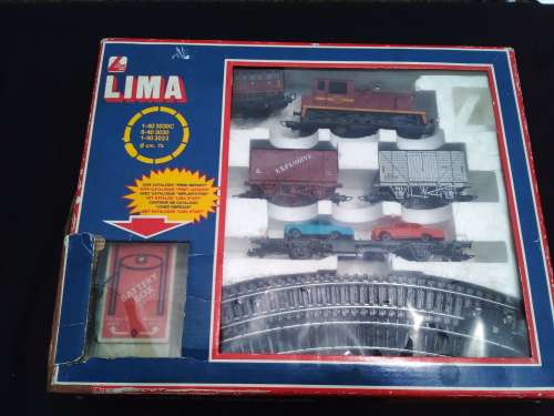 Vintage LIMA TRAIN SET  - POWER SUPPLY, TRACKS,LOCAMATIVE , ECT - 100% COMPLETE  - IN ORIGINAL BOX
