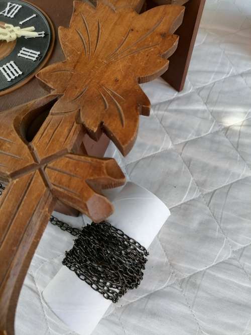 BLACK FOREST CUCKOO CLOCK IS EXTREMELY LARGE - 100% COMPLETE AND WORKING - MADE IN WESTERN GERMANY
