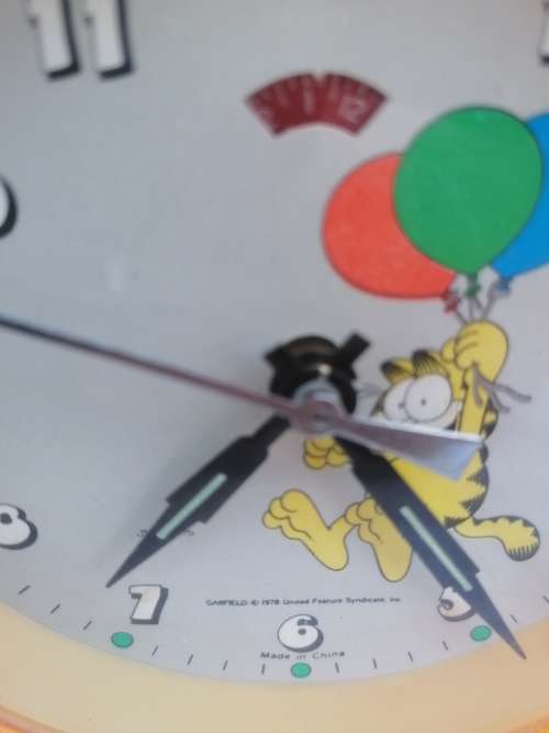 VERY RARE !!! GARFIELD 1978 WIND-UP CLOCK - 100% WORKING