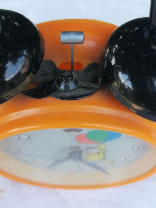 VERY RARE !!! GARFIELD 1978 WIND-UP CLOCK - 100% WORKING