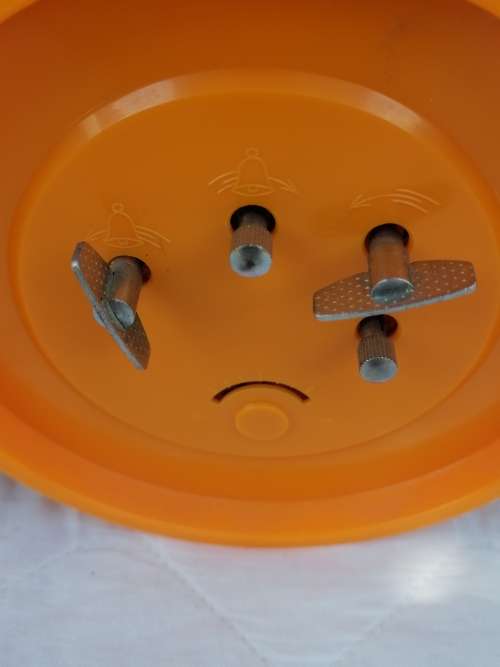 VERY RARE !!! GARFIELD 1978 WIND-UP CLOCK - 100% WORKING