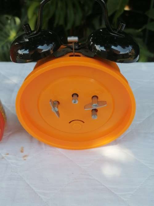 VERY RARE !!! GARFIELD 1978 WIND-UP CLOCK - 100% WORKING