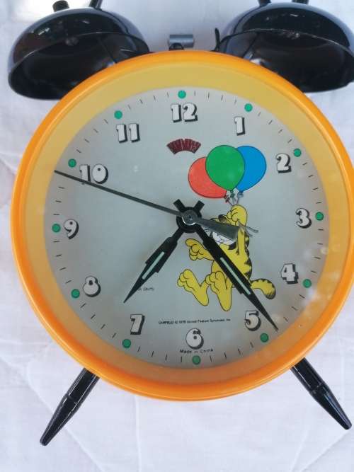 VERY RARE !!! GARFIELD 1978 WIND-UP CLOCK - 100% WORKING