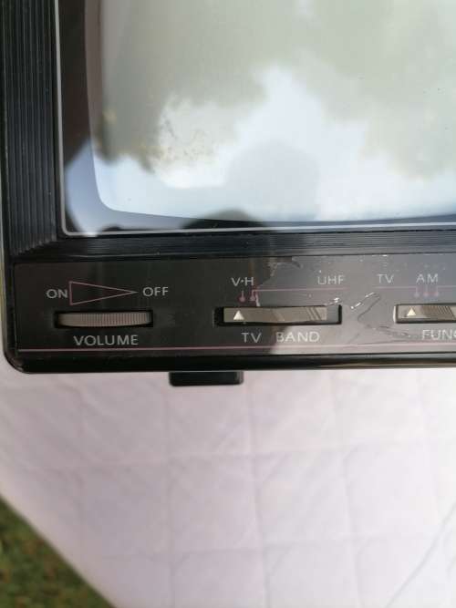 VINTAGE - TEDELEX - ACN-7205 5` Black/White Mini Television AND Radio - 100% WORKING