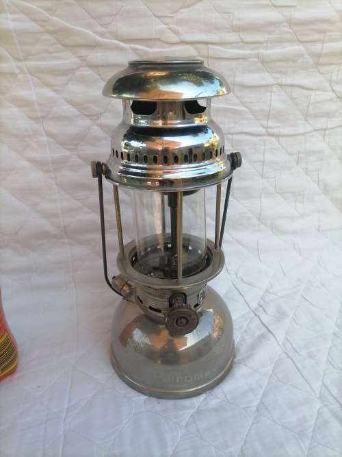 1950s VINTAGE PETROMAX 821/250 CP KEROSENE LANTERN MADE IN GERMANY - AMAZING NO DENTS, WITH GLASS