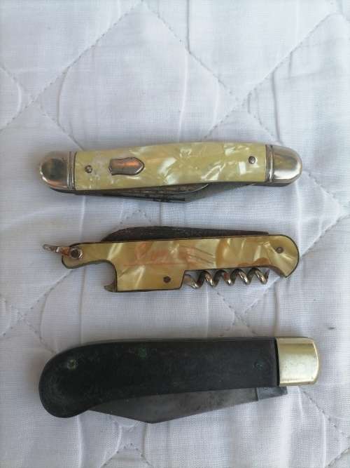 VINTAGE 3 X POCKET KNIVES - Mother of Pearl Pocket knives made in England and Germany