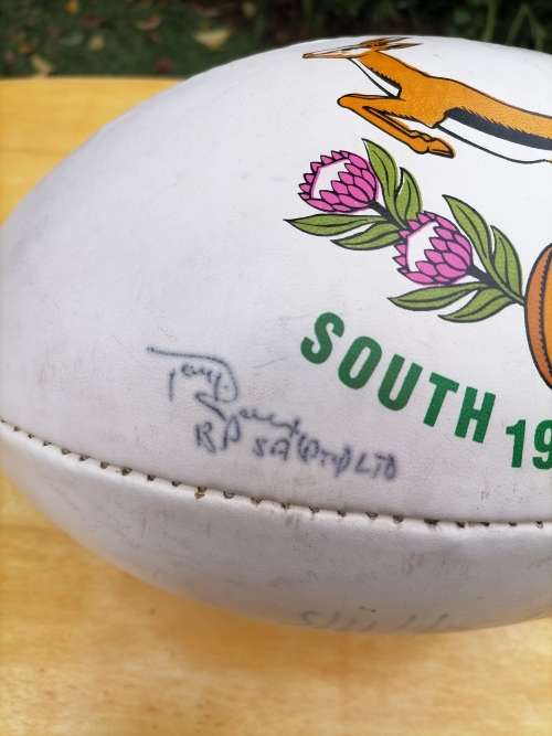1995 SPRINGBOK WORLD CUP  LEATHER RUGBY BALL SIGNED - FULL SIZE PUMPED UP  - AMAZING CONDITION
