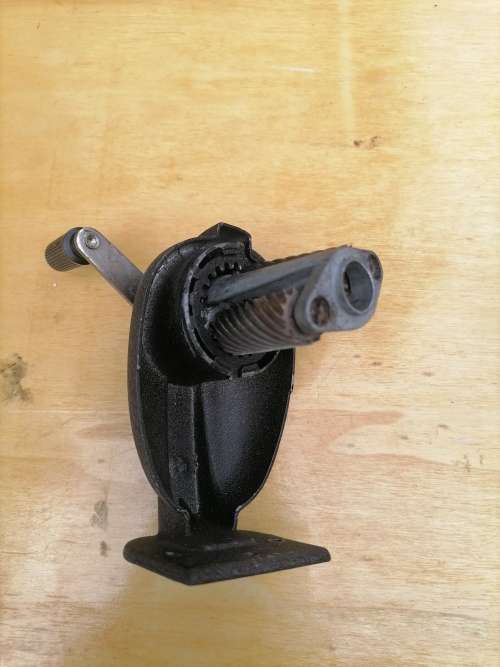 Vintage Boston pencil sharpener - MADE IN THE USA - MADE IN THE 60`S - 100% WORKING