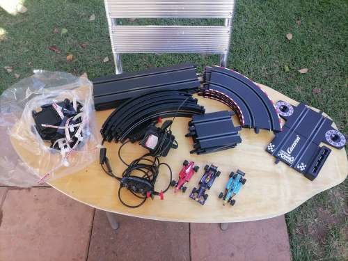 CARRERA GO Scalextric - COMES WITH TRACKS, 3 SLOT CARS - 1 POWER SUPPLY, 2 CONTROLLERS