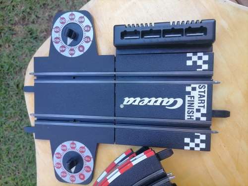 CARRERA GO Scalextric - COMES WITH TRACKS, 3 SLOT CARS - 1 POWER SUPPLY, 2 CONTROLLERS
