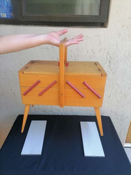 VINTAGE OAK 2-TIER LARGE SEWING BOX - AMAZING CONDITION
