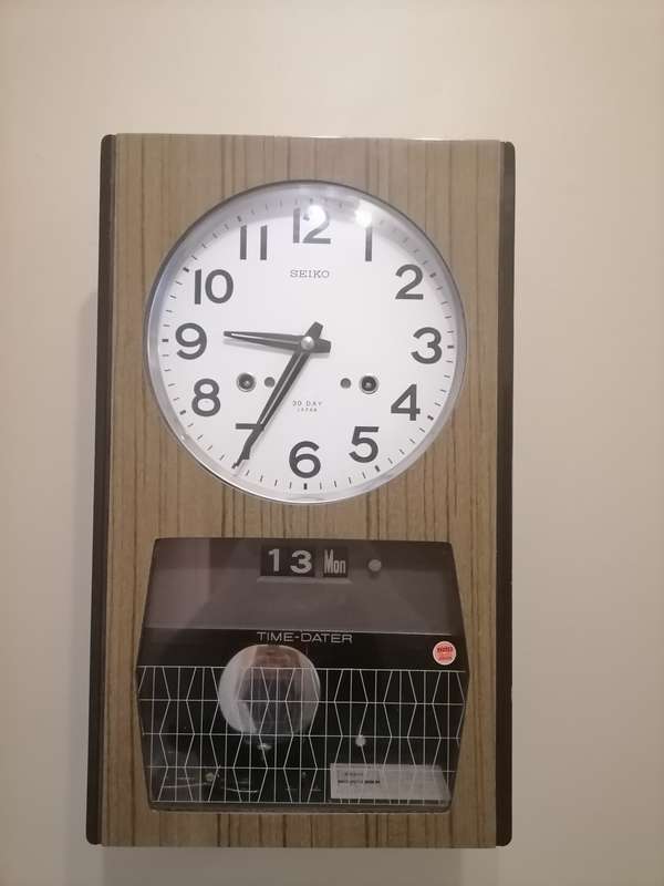 1970`S - Vintage Seiko 30-Day Wall Mantel Clock  Striking Day date Wall Clock - MINT CON WITH KEY