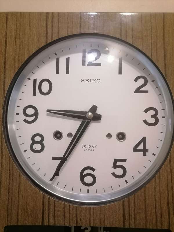 1970`S - Vintage Seiko 30-Day Wall Mantel Clock  Striking Day date Wall Clock - MINT CON WITH KEY